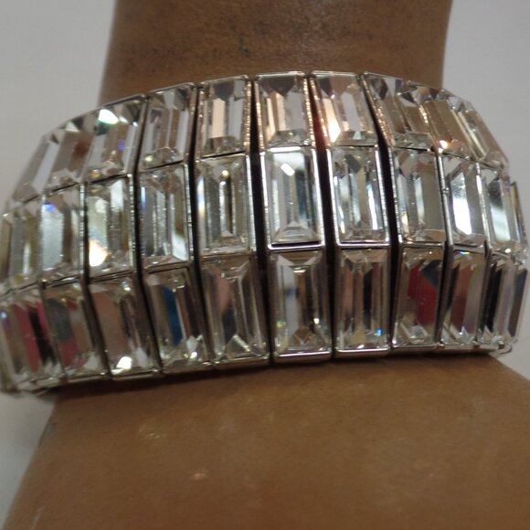 Sparkling Bold Elastic Bracelet Apx 1.5" Wide & Suited for 7" Wrist or Smaller - Picture 2 of 6